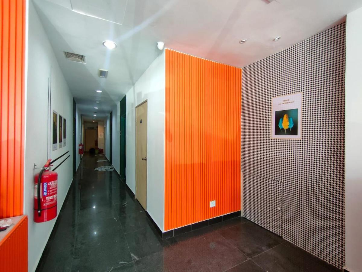 Allbes Parklands Hotel Klang Exterior photo